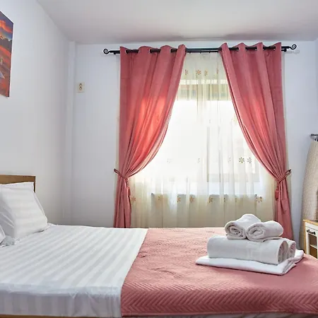 Papaya Aparthotel Năvodari